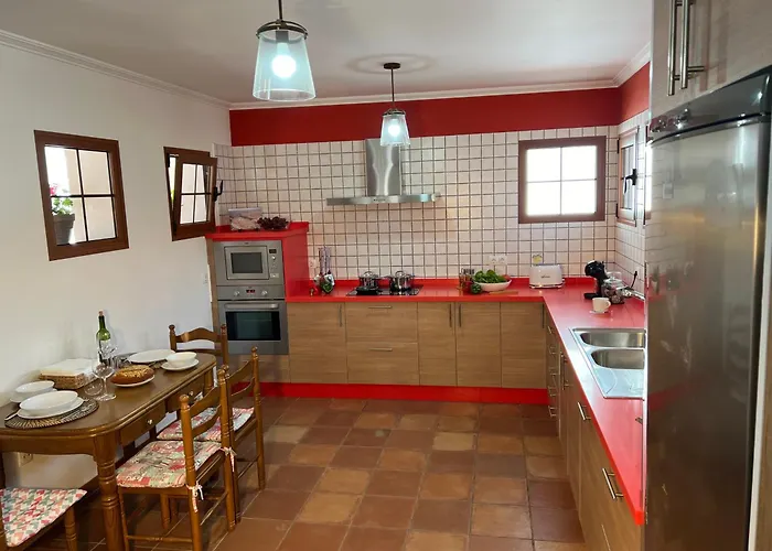 Casa Kyra בית נופש *